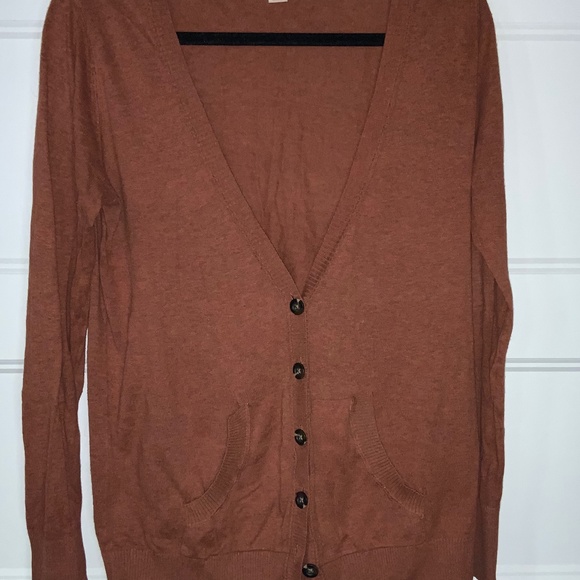 Cardigan - Picture 1 of 2